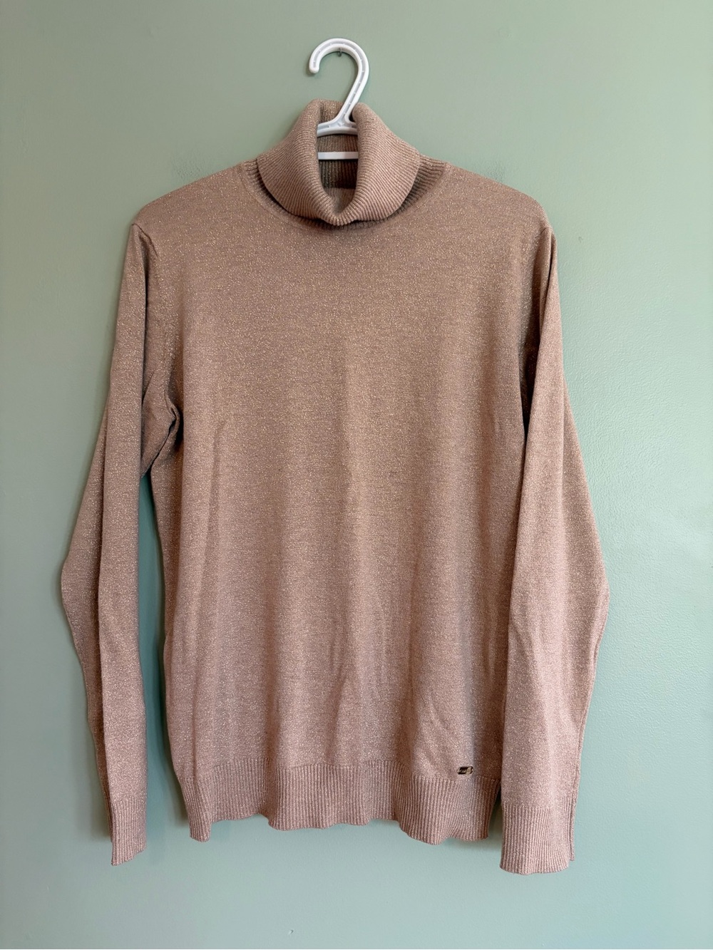 Calvin Klein Rose Gold Metallic Turtleneck Sweater L Quiet Luxury Holiday Office